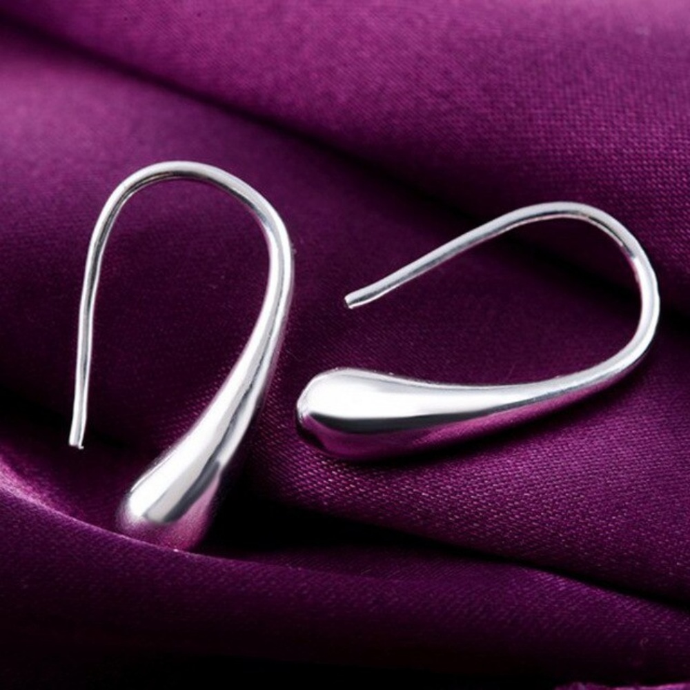 5 for $25 Silver Color Drop Statement Earrings - Picture 4 of 6